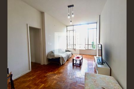 Sala  de apartamento à venda com 2 quartos, 70m² em Copacabana, Rio de Janeiro