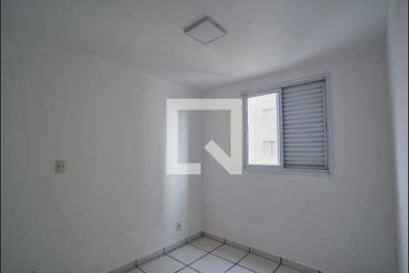 Quarto 2 de apartamento para alugar com 2 quartos, 48m² em Parque João Ramalho, Santo André