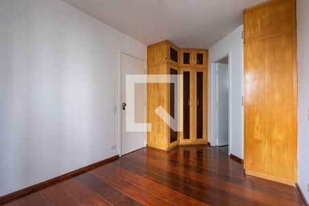 Suíte de apartamento à venda com 2 quartos, 71m² em Pinheiros, São Paulo