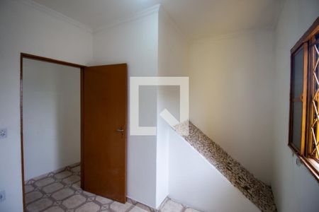 Quarto 1 de casa para alugar com 3 quartos, 250m² em Jardim Robru, São Paulo