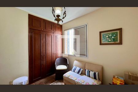 Quarto de apartamento à venda com 3 quartos, 115m² em Serra, Belo Horizonte