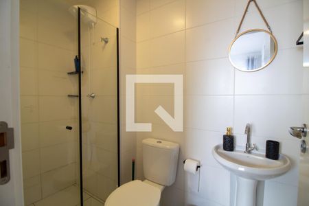 Banheiro da Suíte de apartamento para alugar com 1 quarto, 28m² em Jardim Caravelas, São Paulo