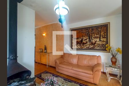 Sala de casa para alugar com 4 quartos, 300m² em Coronel Aparicio Borges, Porto Alegre