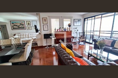 Sala de apartamento para alugar com 3 quartos, 163m² em Vila Suzana, São Paulo