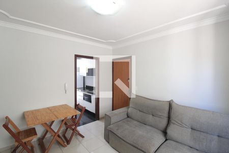 Sala de apartamento para alugar com 3 quartos, 100m² em Paquetá, Belo Horizonte