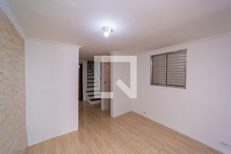 Sala de casa para alugar com 2 quartos, 100m² em Jardim Artur Alvim, São Paulo