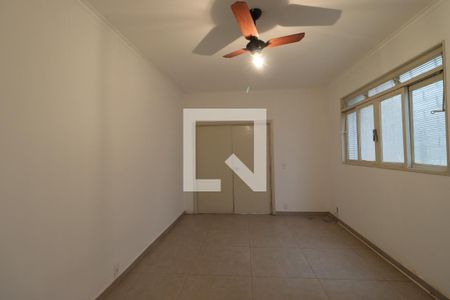 Sala de casa para alugar com 4 quartos, 200m² em Jardim Macedo, Ribeirão Preto