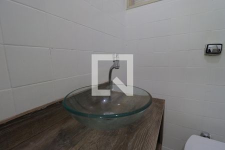 Lavabo de casa para alugar com 4 quartos, 200m² em Jardim Macedo, Ribeirão Preto