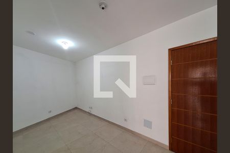 Sala de apartamento para alugar com 2 quartos, 40m² em Vila Prado, São Paulo