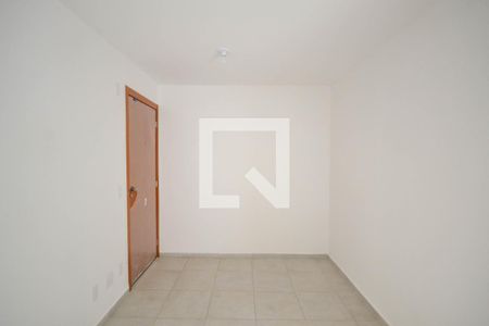 Sala de casa para alugar com 2 quartos, 40m² em Danon, Nova Iguaçu