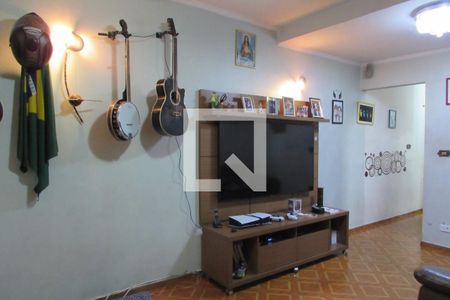 Sala de casa para alugar com 3 quartos, 125m² em Jardim Ester Yolanda, São Paulo