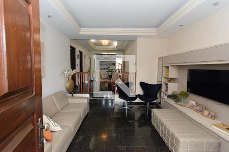 Sala de casa à venda com 5 quartos, 360m² em Monte Castelo, Contagem