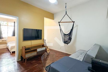 Sala de apartamento à venda com 1 quarto, 40m² em Leme, Rio de Janeiro