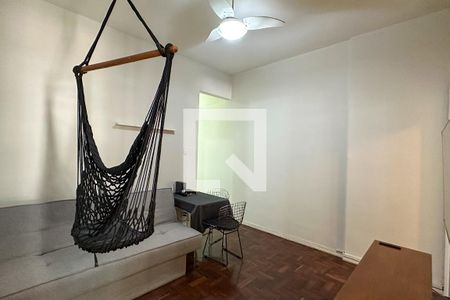 Sala de apartamento à venda com 1 quarto, 40m² em Leme, Rio de Janeiro