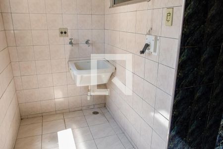Apartamento à venda com 60m², 3 quartos e 1 vaga Apartamento à venda com 60m², 3 quartos e 1 vagaLavanderia