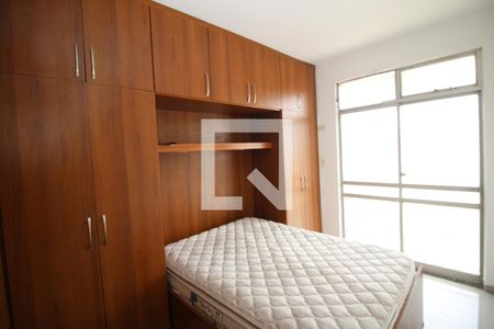 Quarto 1 de apartamento para alugar com 2 quartos, 65m² em Irajá, Rio de Janeiro