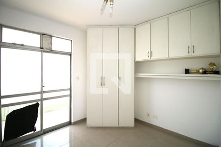 Quarto 2 de apartamento para alugar com 2 quartos, 65m² em Irajá, Rio de Janeiro