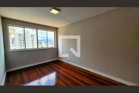 Sala de apartamento à venda com 3 quartos, 100m² em Grajaú, Belo Horizonte