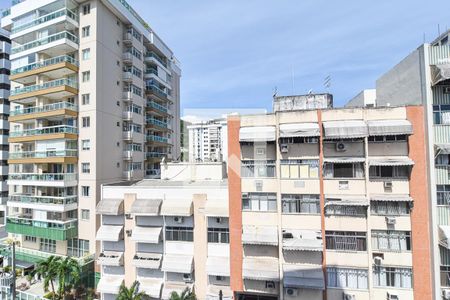 Sala de apartamento à venda com 2 quartos, 70m² em Santa Rosa, Niterói