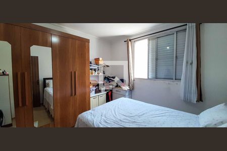 Quarto 1 de apartamento à venda com 2 quartos, 70m² em Quitaúna, Osasco