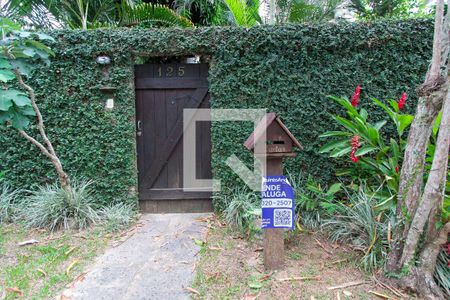 Plaquinha de casa de condomínio à venda com 4 quartos, 400m² em Itanhangá, Rio de Janeiro