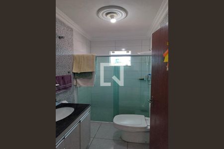 Casa para alugar com 160m², 4 quartos e 5 vagas Casa para alugar com 160m², 4 quartos e 5 vagas Banheiro da Suíte 2