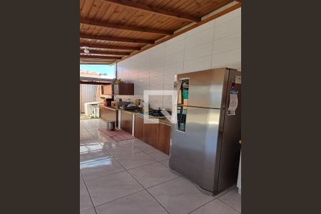 Casa para alugar com 160m², 4 quartos e 5 vagas Casa para alugar com 160m², 4 quartos e 5 vagasCozinha