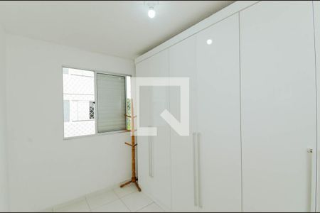 Quarto 2 de apartamento para alugar com 2 quartos, 48m² em Vila Alzira, Guarulhos