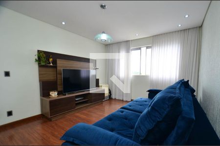 Sala de estar de apartamento à venda com 3 quartos, 101m² em Ipiranga, Belo Horizonte