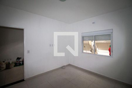 Quarto 1 de casa para alugar com 2 quartos, 180m² em Jardim Alto Pedroso, São Paulo