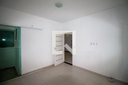 Quarto 1 de casa para alugar com 2 quartos, 180m² em Jardim Alto Pedroso, São Paulo