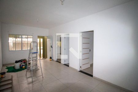 Sala de casa para alugar com 2 quartos, 180m² em Jardim Alto Pedroso, São Paulo