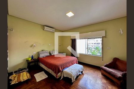 Quarto 1 de casa à venda com 3 quartos, 220m² em Santo Amaro, São Paulo