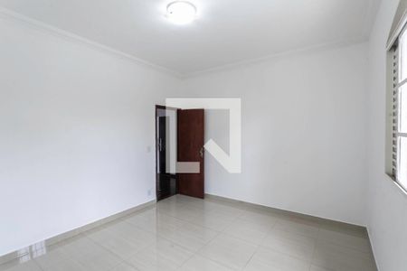 Quarto de casa para alugar com 3 quartos, 420m² em Castelo, Belo Horizonte