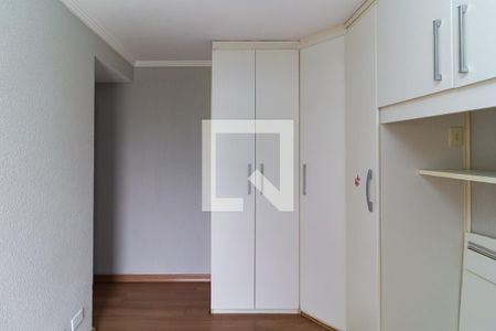 Quarto 1 de apartamento para alugar com 2 quartos, 58m² em Sítio Pinheirinho, São Paulo