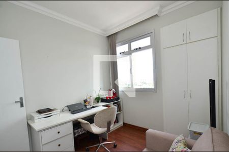 Quarto 1 de apartamento para alugar com 2 quartos, 60m² em Santa Efigênia, Belo Horizonte