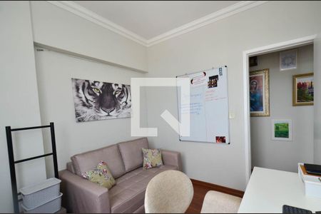 Quarto 1 de apartamento para alugar com 2 quartos, 60m² em Santa Efigênia, Belo Horizonte