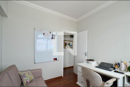 Quarto 1 de apartamento para alugar com 2 quartos, 60m² em Santa Efigênia, Belo Horizonte