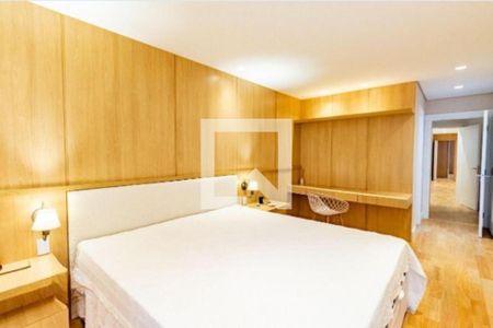 Foto 01 de apartamento à venda com 3 quartos, 200m² em Itaim Bibi, São Paulo