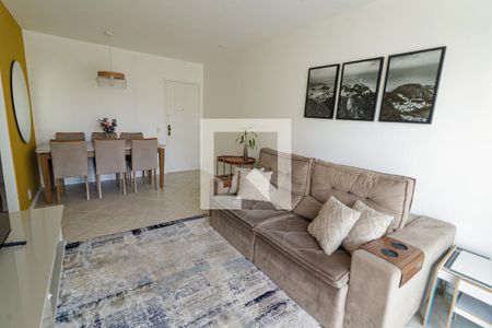 Sala de apartamento à venda com 2 quartos, 79m² em Barra da Tijuca, Rio de Janeiro