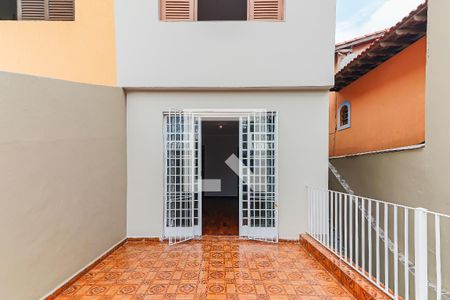 Varanda de casa para alugar com 4 quartos, 140m² em Jardim Ester Yolanda, São Paulo