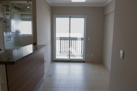 sala de apartamento para alugar com 2 quartos, 55m² em Vila Yara, Osasco