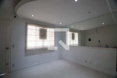 Sala de casa de condomínio para alugar com 3 quartos, 102m² em Rio Branco, Canoas