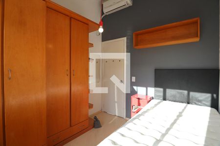 Quarto 2 de casa de condomínio para alugar com 3 quartos, 102m² em Rio Branco, Canoas