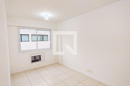 quarto 2 suite de apartamento para alugar com 2 quartos, 88m² em Freguesia (jacarepaguá), Rio de Janeiro