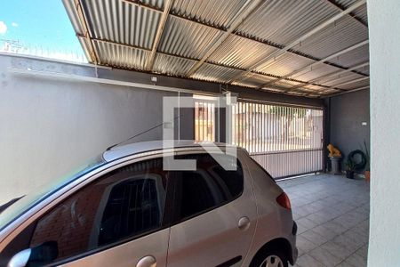 Vista da sala de casa à venda com 3 quartos, 241m² em Jardim Carlos Lourenço, Campinas