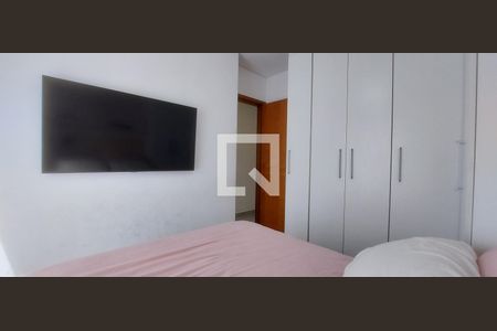 Quarto 1 de apartamento para alugar com 2 quartos, 97m² em Vila Clarice, Santo André