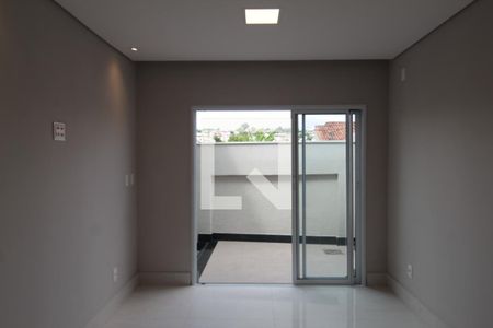 Sala de casa para alugar com 3 quartos, 150m² em Glória, Belo Horizonte