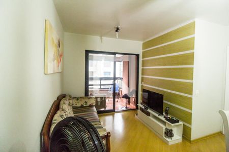 Sala de TV de apartamento à venda com 3 quartos, 90m² em Alphaville Industrial, Barueri