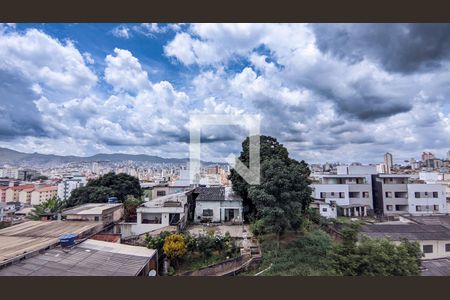 Detalhe Sala de apartamento para alugar com 3 quartos, 84m² em Sagrada Família, Belo Horizonte